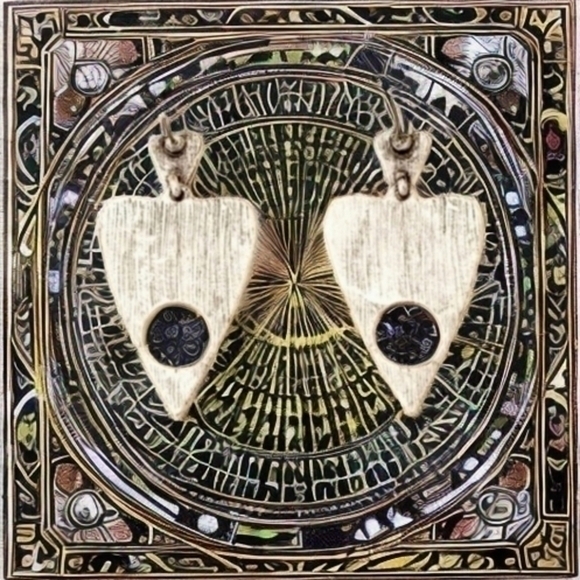 MODCLOTH OUIJA PIECE DISTRESSED EARRINGS - Picture 2 of 4